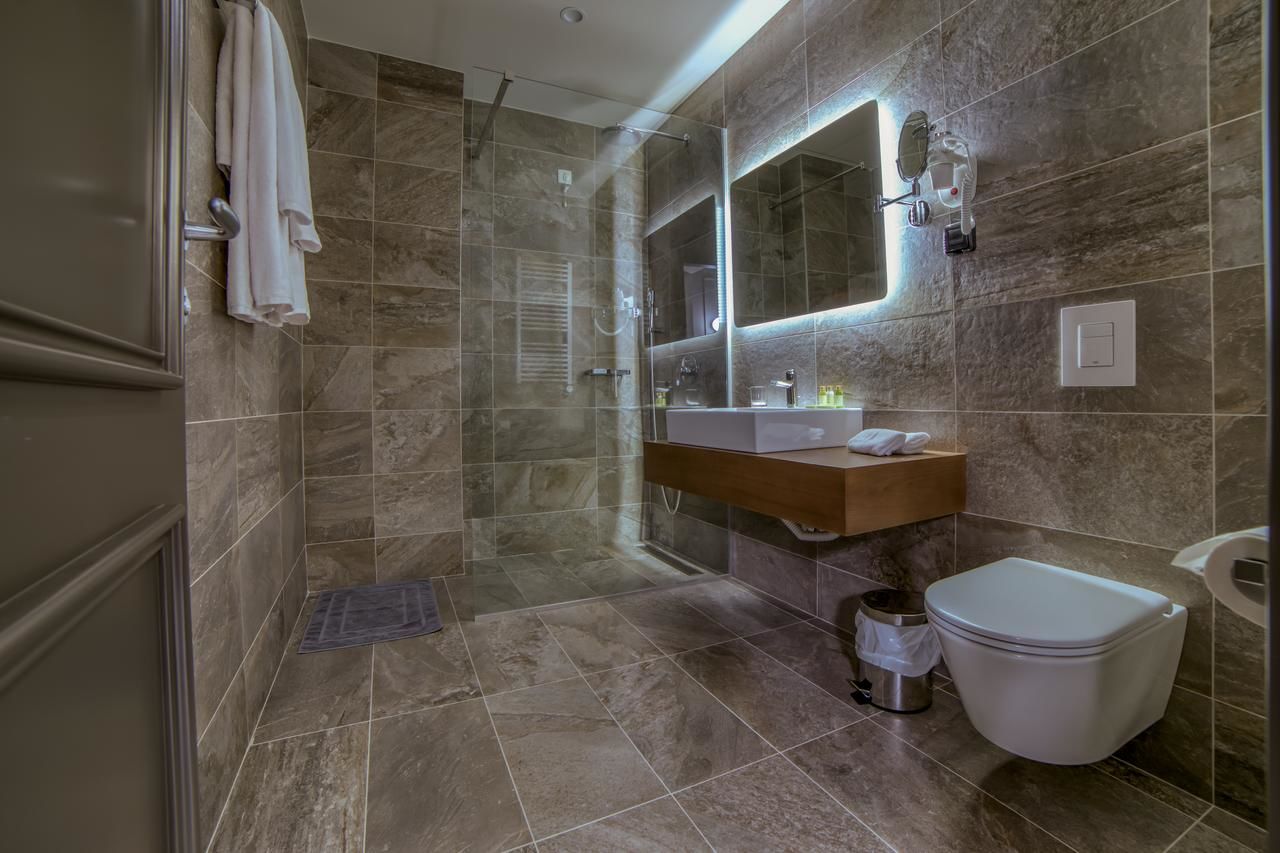 Отель Boscovich Boutique Hotel Подгорица