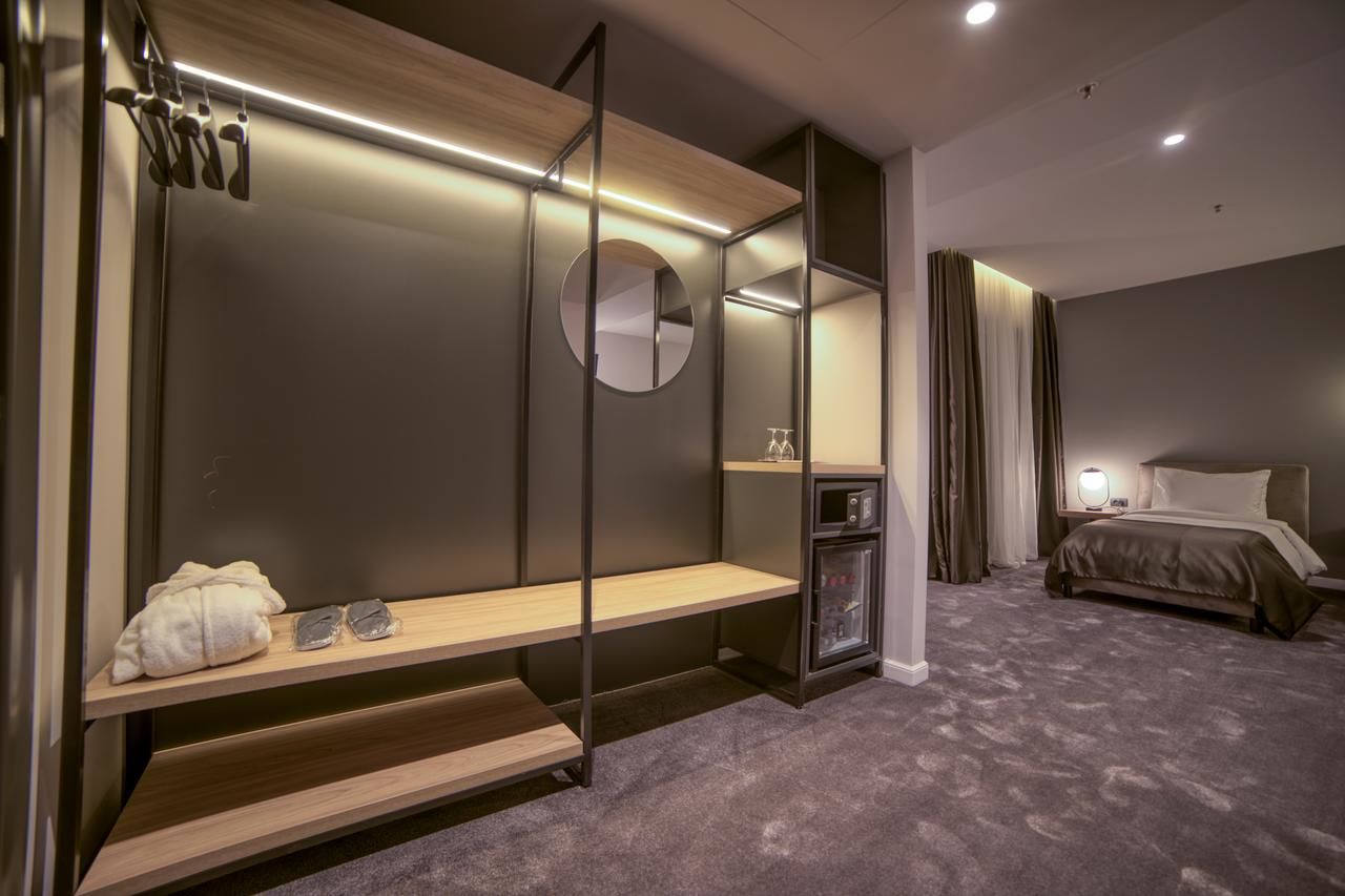 Отель Boscovich Boutique Hotel Подгорица
